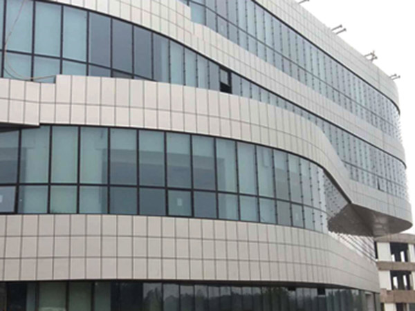 巖棉保溫裝飾一體板施工工序及注意事項(xiàng)